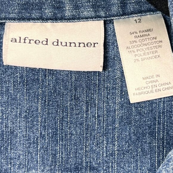 Alfred Dunner Womens Embroidered Denim Vest Size 12 Button Front Sleeveless - Picture 4 of 13